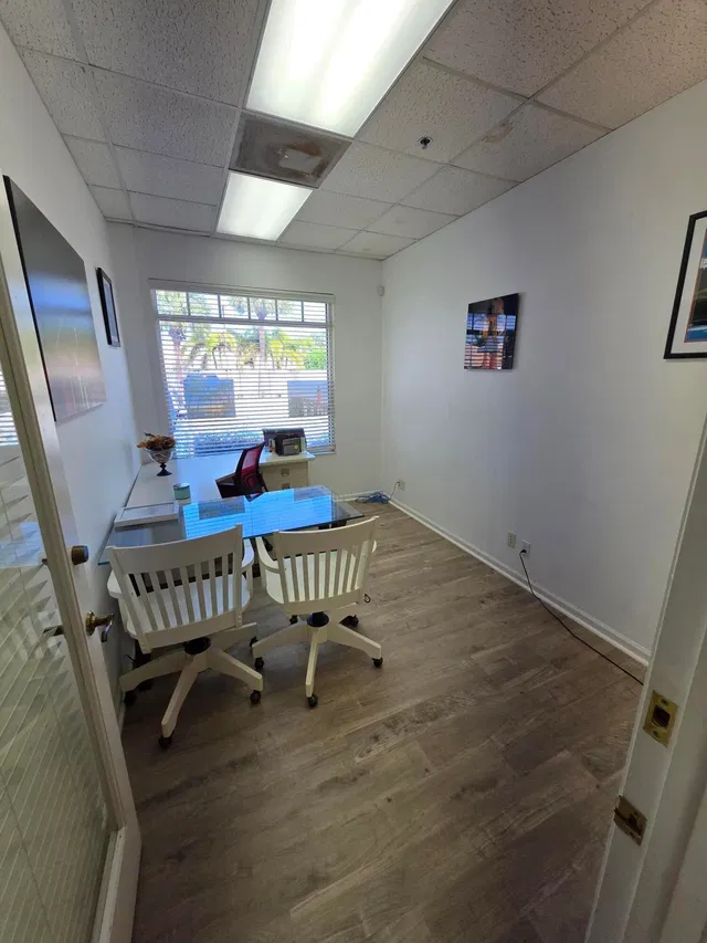 Residence photo 3