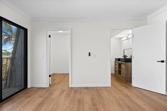 Residence photo 18