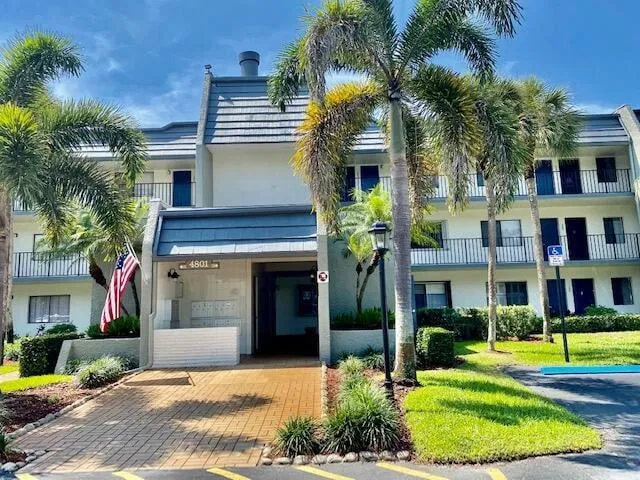 Unit 205 photo 2