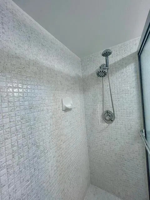 Unit 205 photo 24