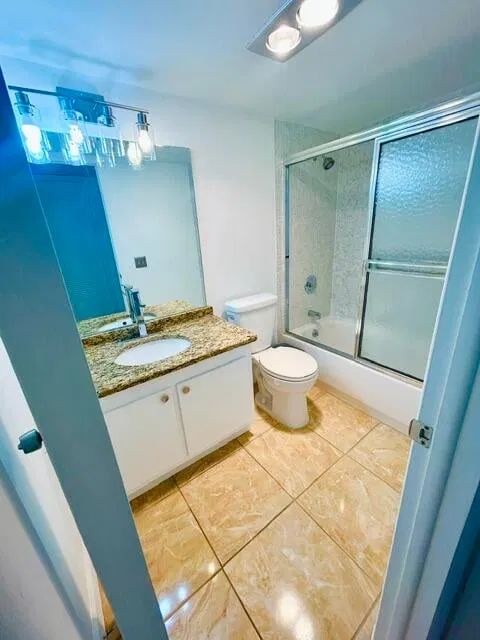 Unit 205 photo 27