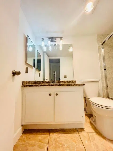 Unit 205 photo 28
