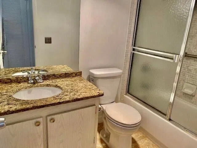 Unit 205 photo 31