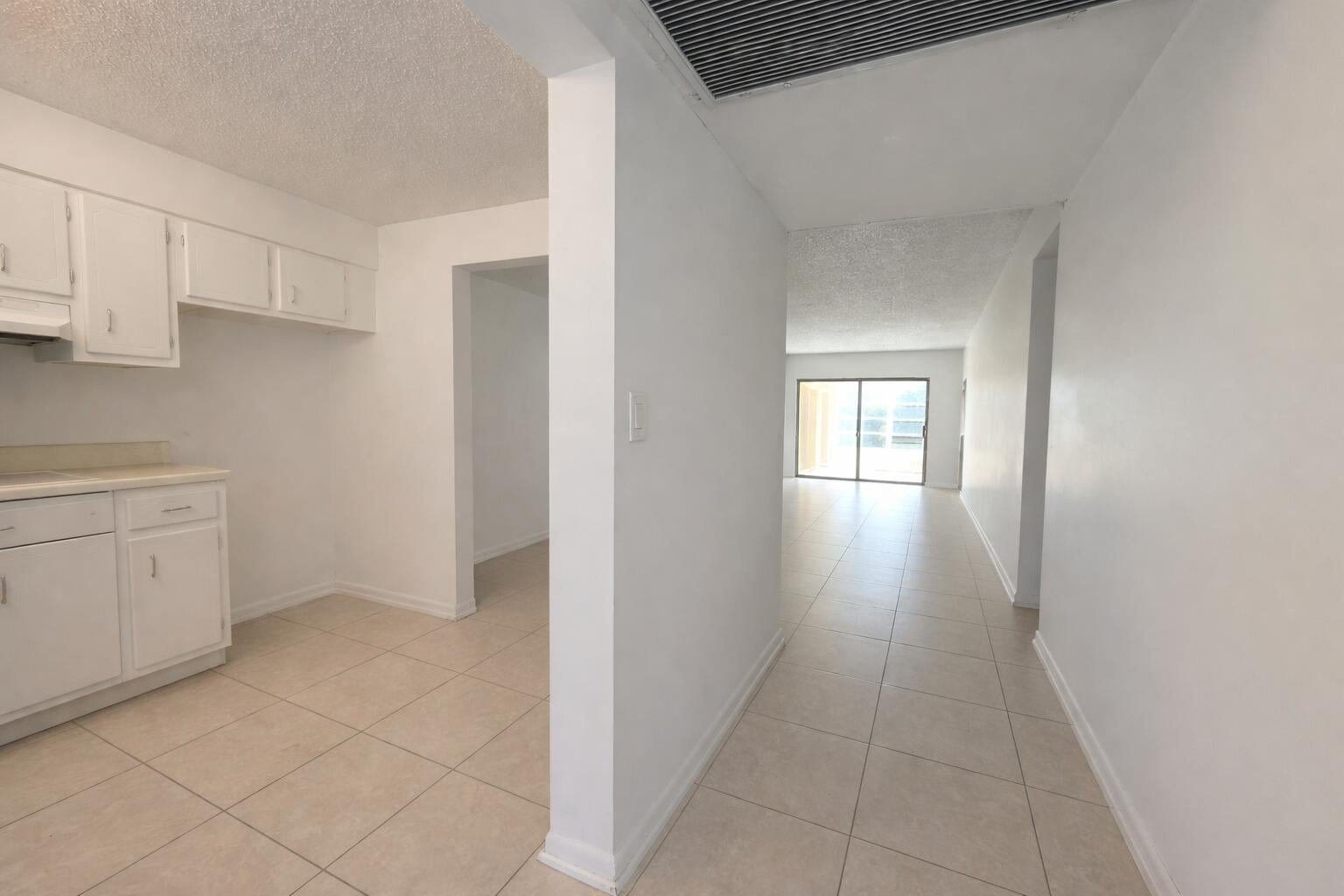 Unit 208 photo 21