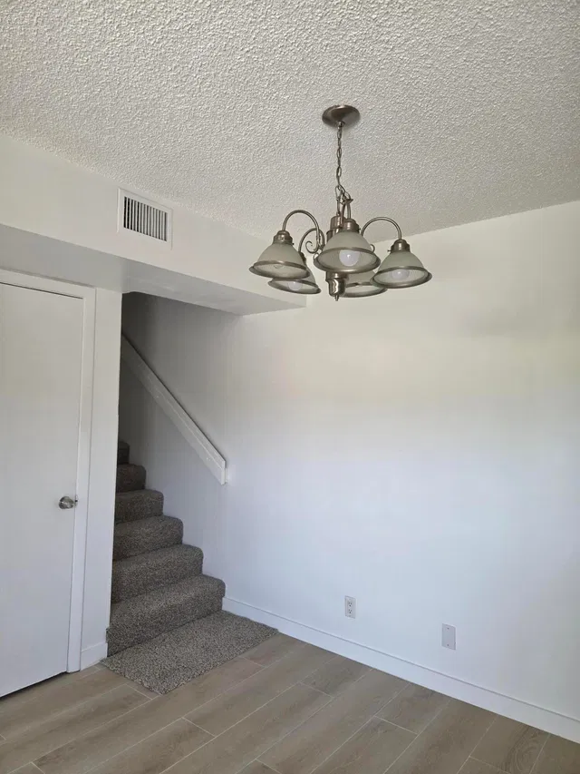  Residence photo 13