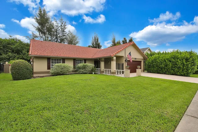 Residence photo 2