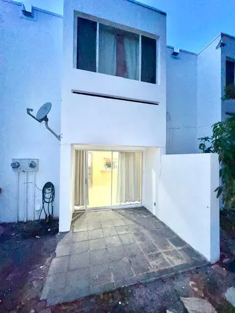 Unit C photo 8