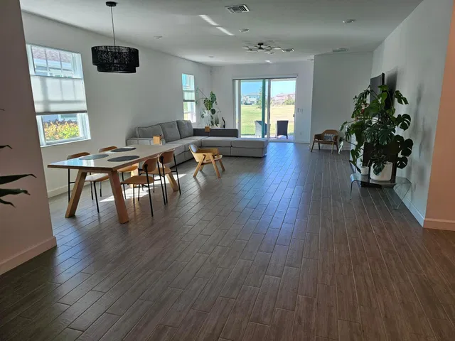  Residence photo 18