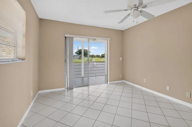 Residence photo 22