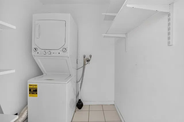 Residence photo 32