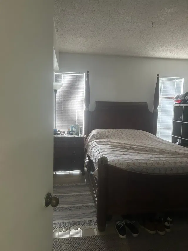 Unit 202 photo 5