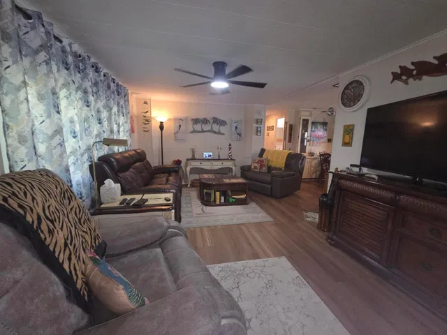 Residence photo 5