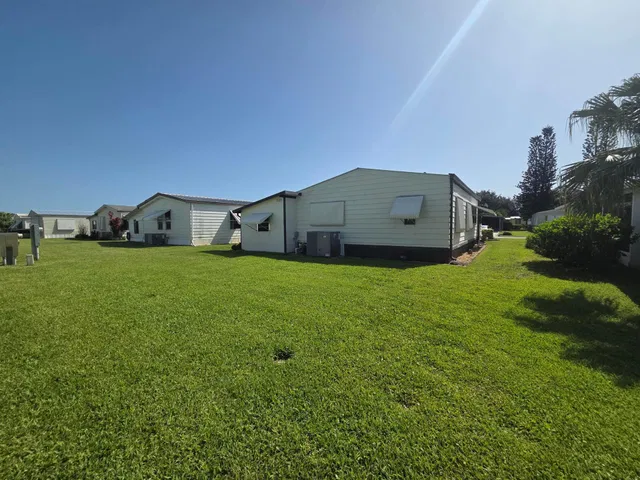 Residence photo 22