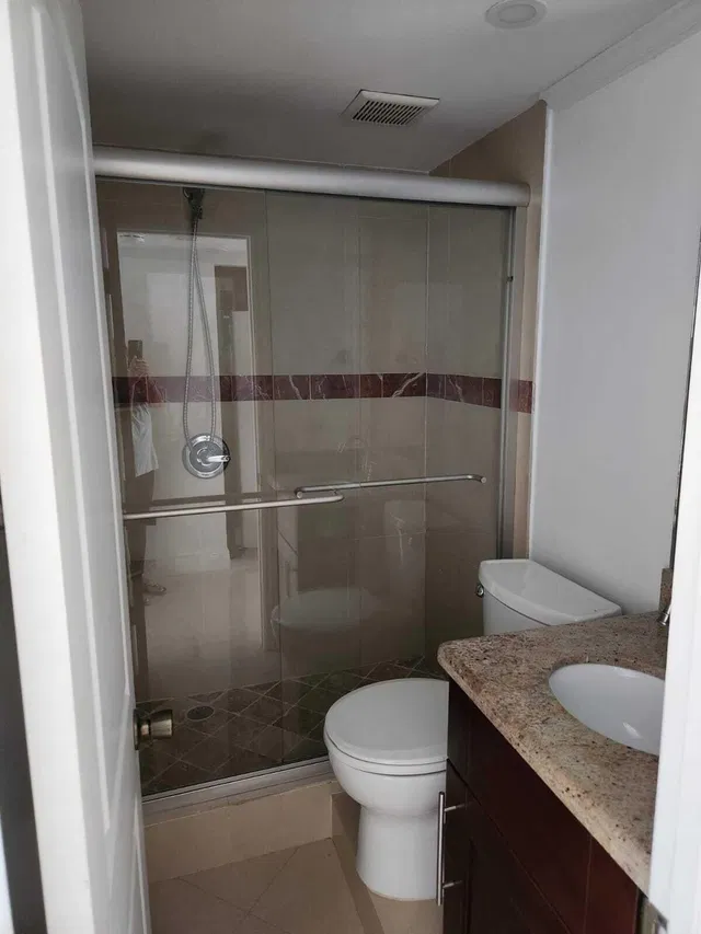 Unit 222 photo 18