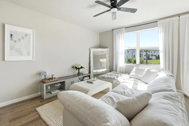 Residence photo 6