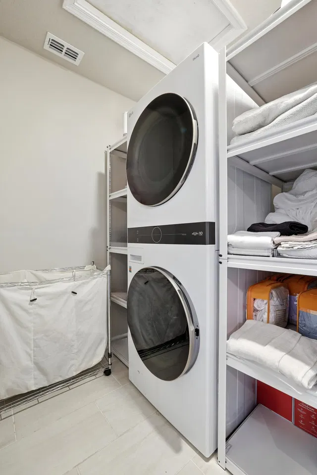 Residence photo 20