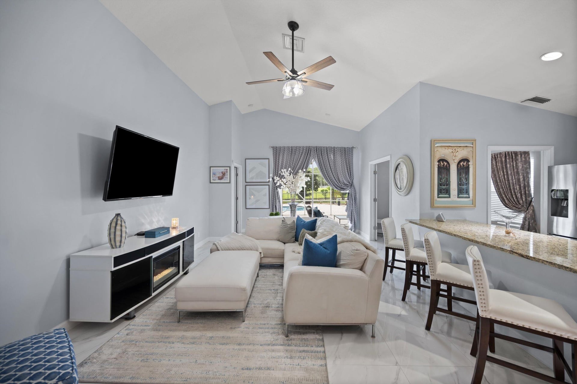 Residence photo 7