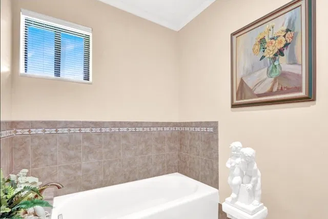 Residence photo 9