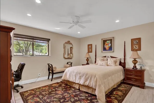 Residence photo 15