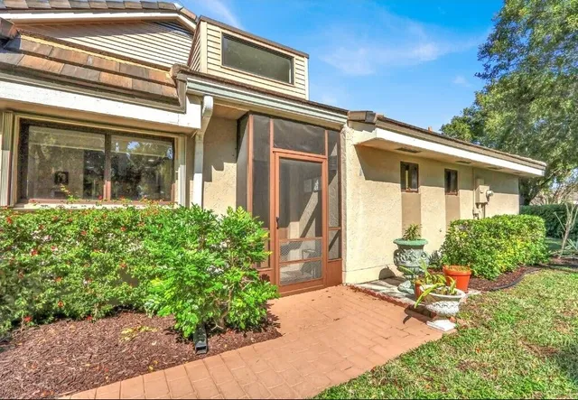 Residence photo 25