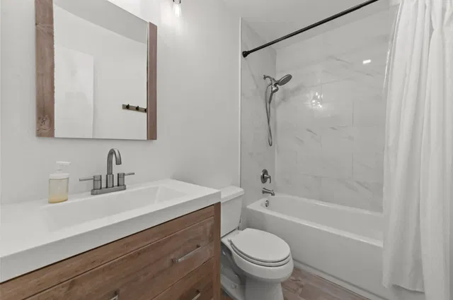 Residence photo 12