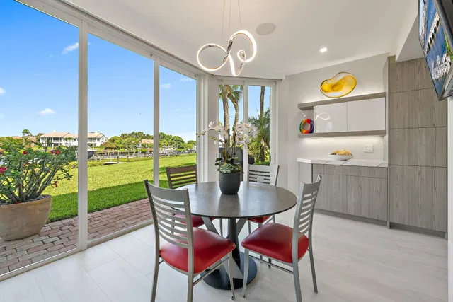Admirals Cove Residence photo 5