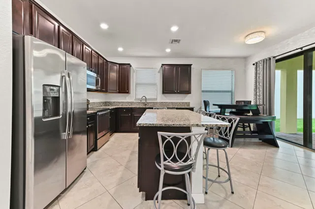  Residence photo 10