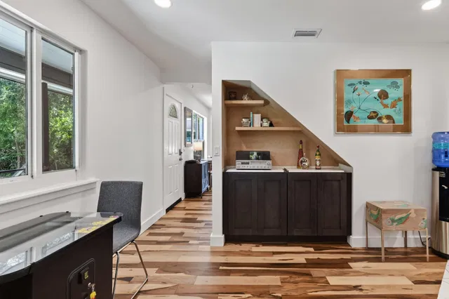 Residence photo 18
