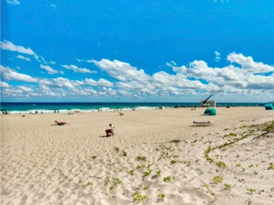 Palm Beach Shores Unit 501 photo 15