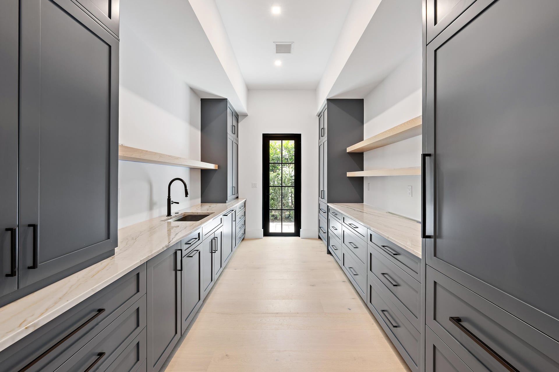 Admirals Cove Residence photo 10