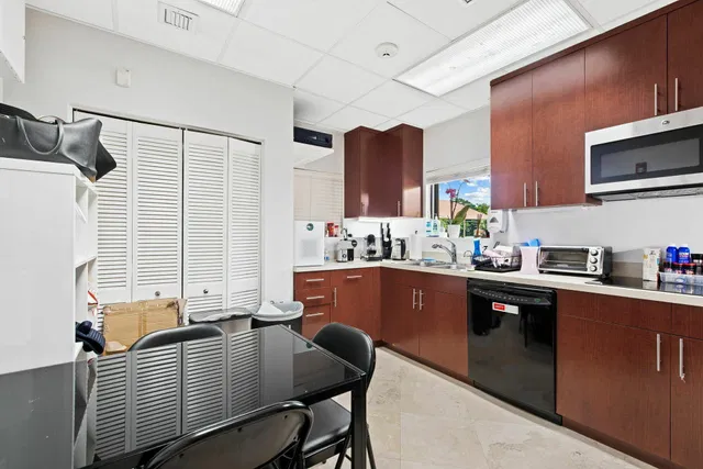  Unit 314/315 photo 14