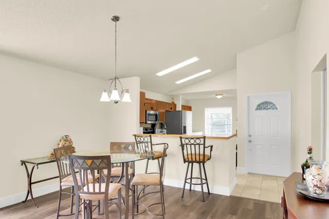  Residence photo 12