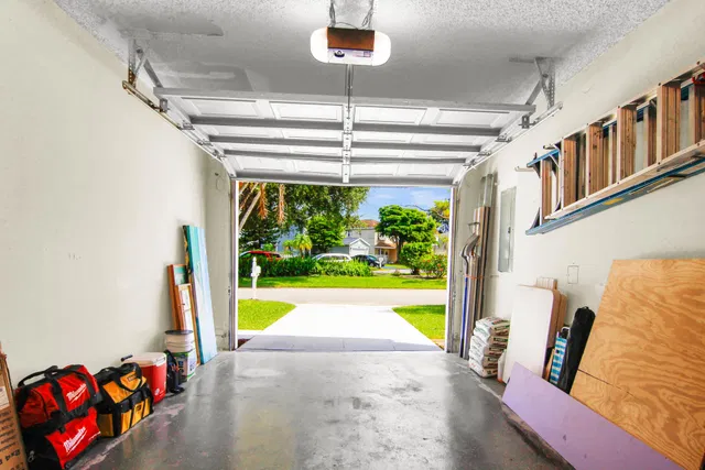 Residence photo 26