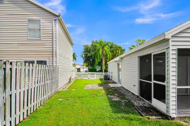  Residence photo 31