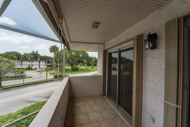 Unit 203 photo 24