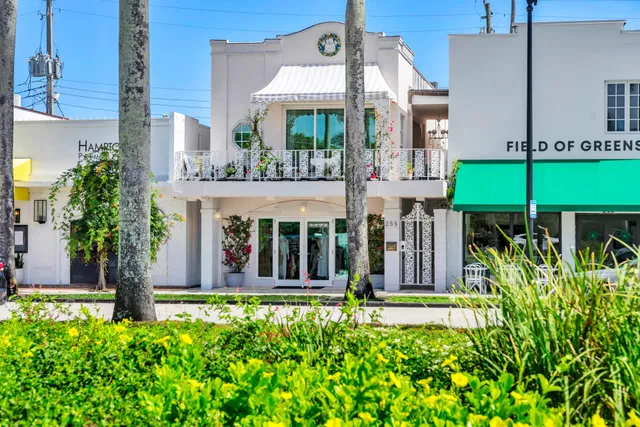 In-Town Palm Beach Residence photo 6