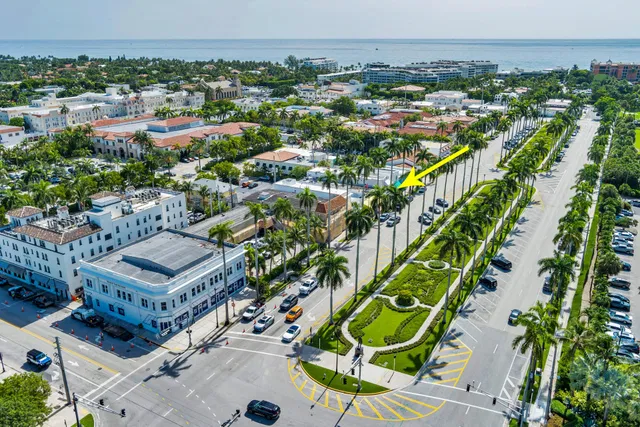 In-Town Palm Beach Residence photo 11