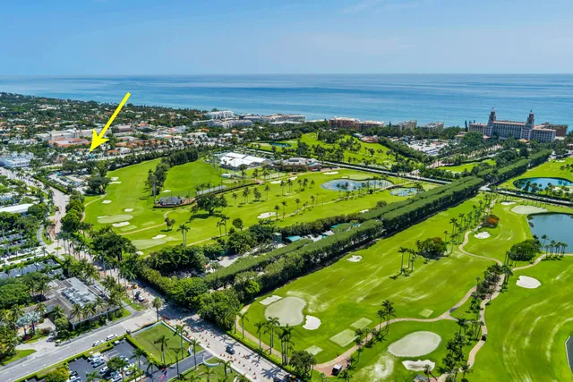 In-Town Palm Beach Residence photo 18