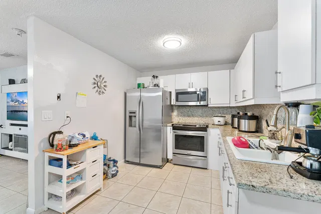 Residence photo 21