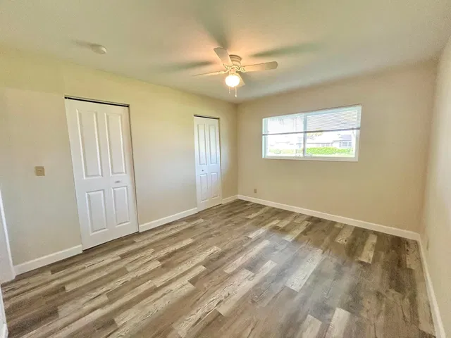 Unit C photo 17