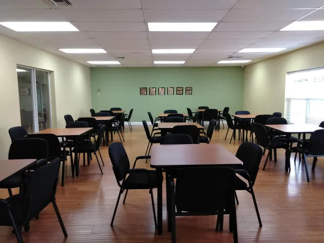 Unit C photo 42