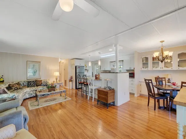 Residence photo 20
