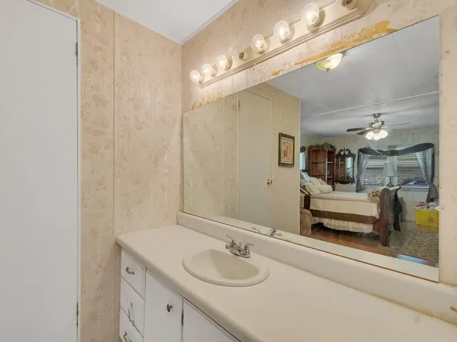Residence photo 28