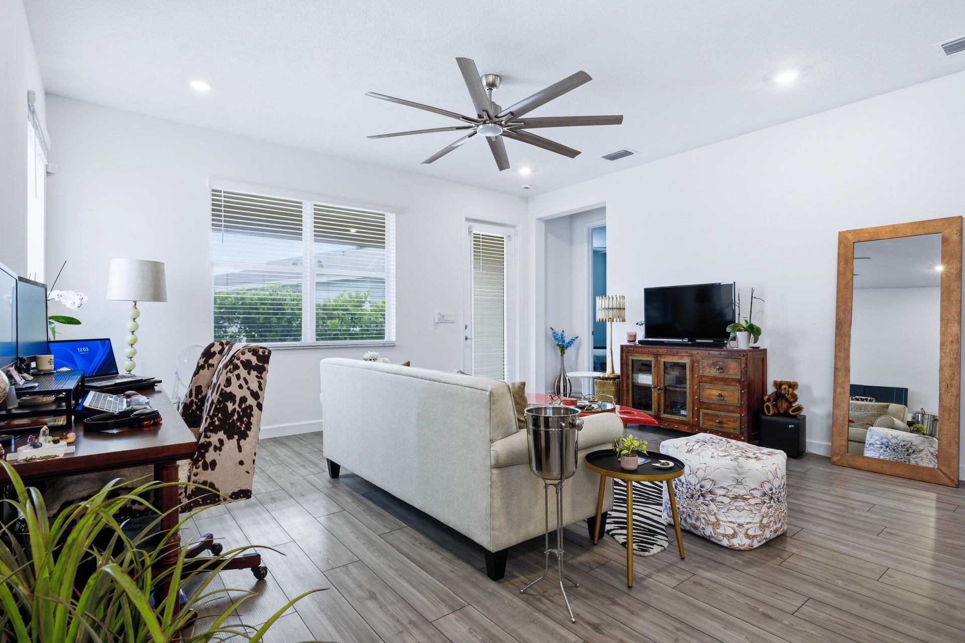  Residence photo 9