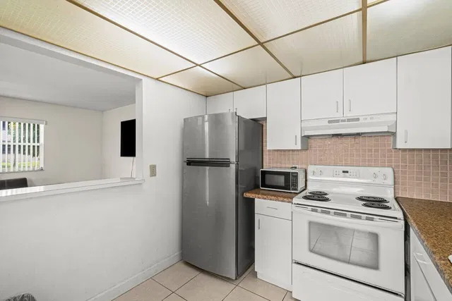 Residence photo 11