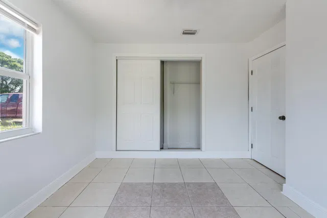  Residence photo 9