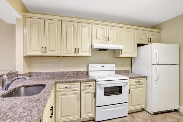 Boca Raton Unit Unit 403 photo 8