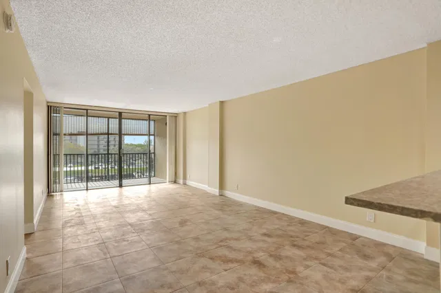 Boca Raton Unit Unit 403 photo 12