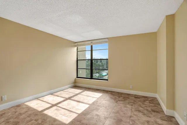 Boca Raton Unit Unit 403 photo 16