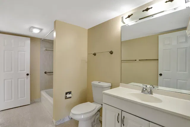 Boca Raton Unit Unit 403 photo 23